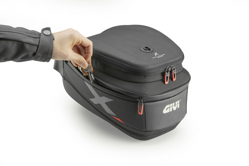Givi XL06B X-Line Tankväska