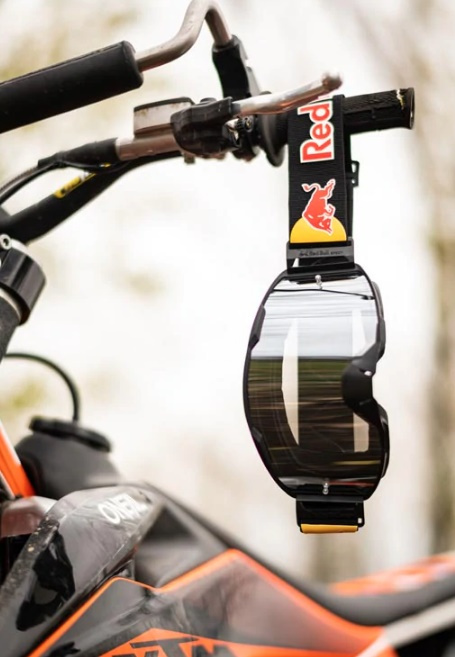 SPECT REDBULL STRIVE black/black flash/ smoke/silver flash S.2